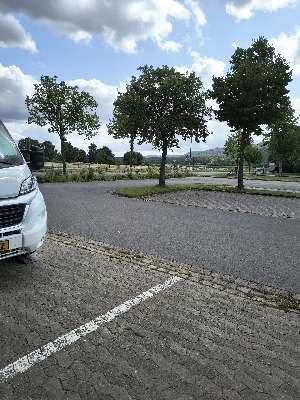 Wohnmobilstellplätz Hallenbad