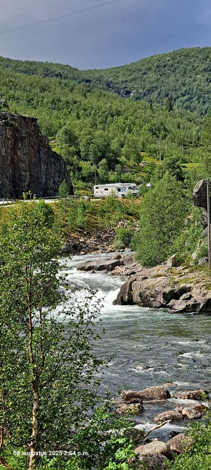 Hivjufossen Parking