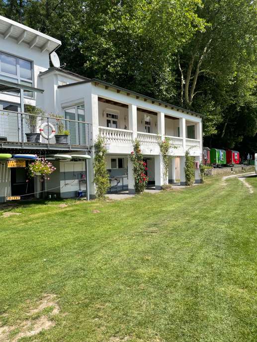 Een foto toegevoegd aan een locatie