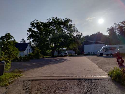 Einem Ort wurde ein Foto hinzugefügt