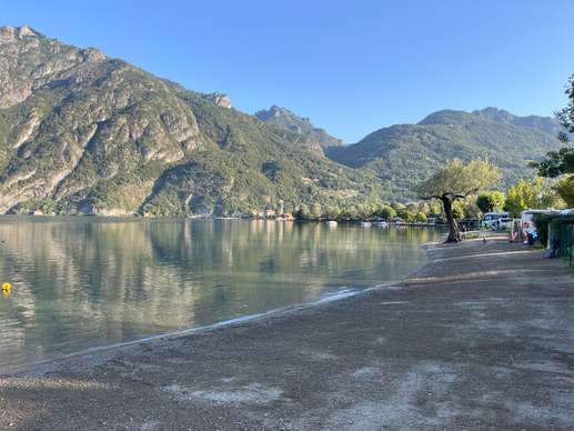 Aggiunta una foto a una posizione