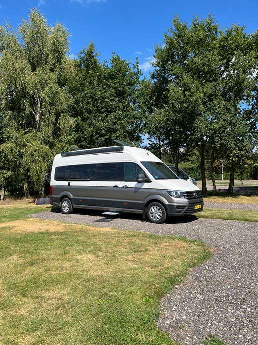 Einem Ort wurde ein Foto hinzugefügt