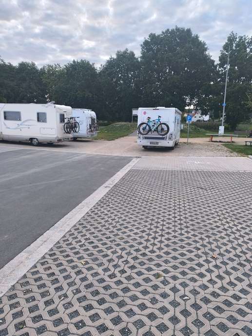 Een foto toegevoegd aan een locatie