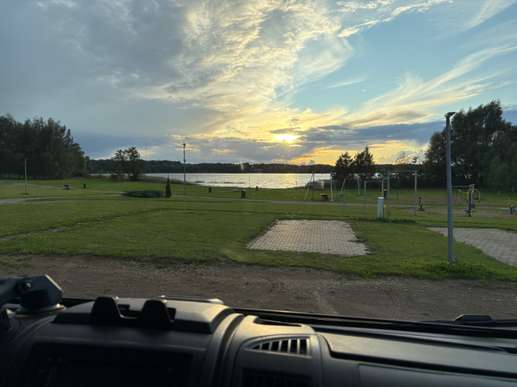 Einem Ort wurde ein Foto hinzugefügt