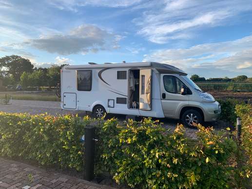 Een foto toegevoegd aan een locatie