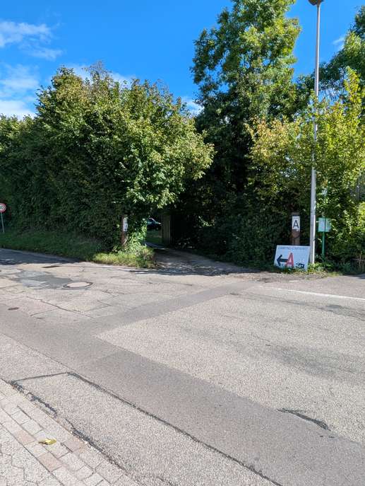 Einem Ort wurde ein Foto hinzugefügt