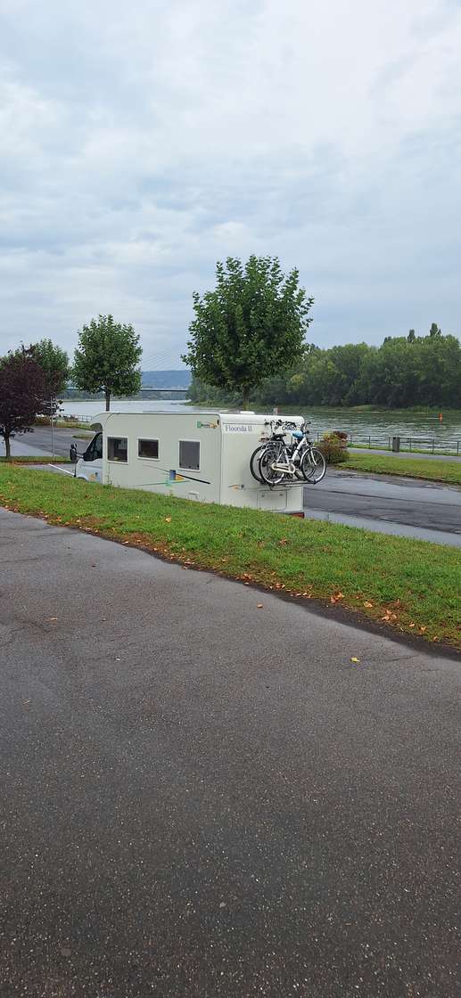 Een foto toegevoegd aan een locatie