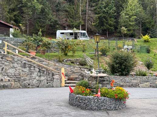 Added a photo to a location