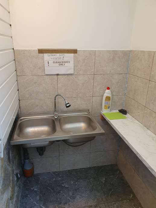 Einem Ort wurde ein Foto hinzugefügt