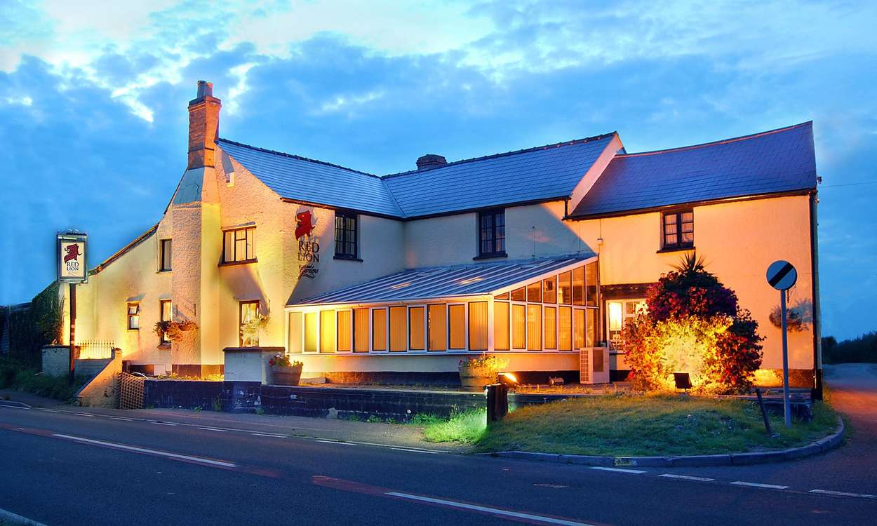 Red Lion Pub