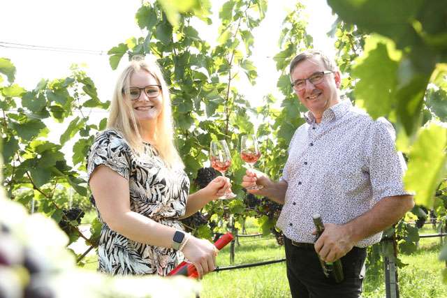 Stellplatz bei der Weinkellerei Kölle