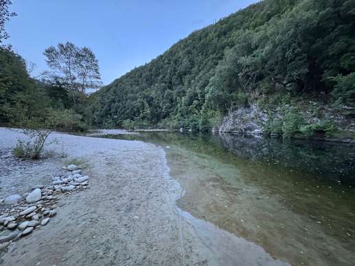 Added a photo to a location