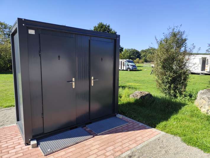Stellplatz beim Sportplatz