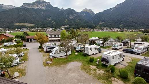 Einem Ort wurde ein Foto hinzugefügt