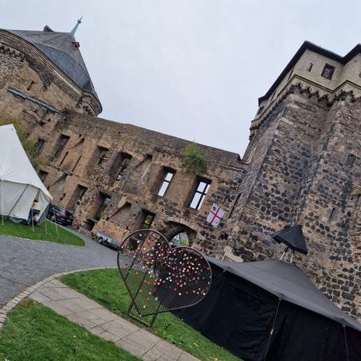 Einem Ort wurde ein Foto hinzugefügt