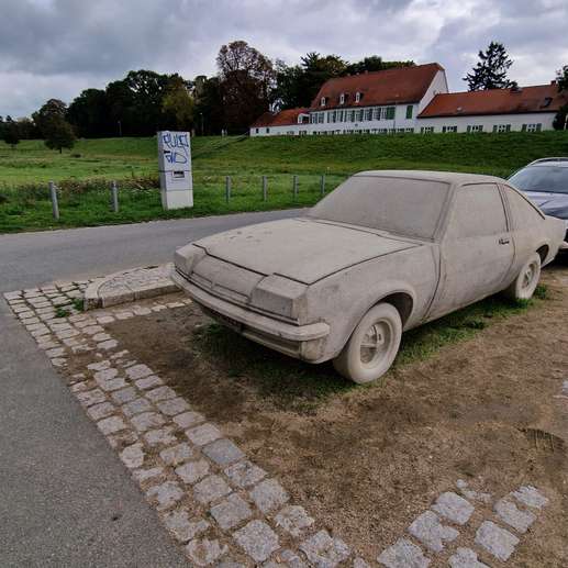 Einem Ort wurde ein Foto hinzugefügt