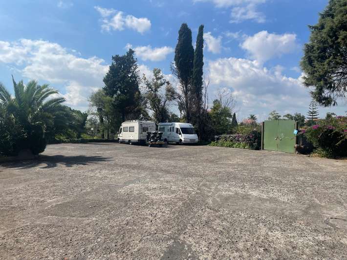 Eolo Village