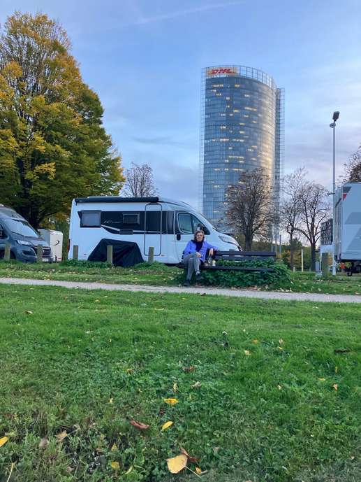 Einem Ort wurde ein Foto hinzugefügt