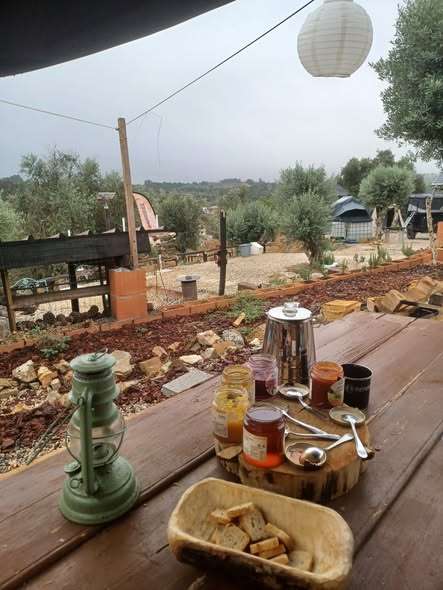 N2 OverlanderLodge