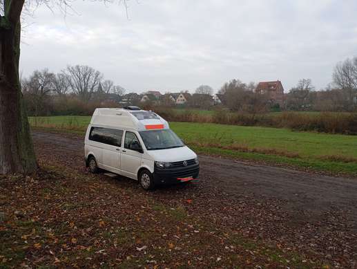 Einem Ort wurde ein Foto hinzugefügt
