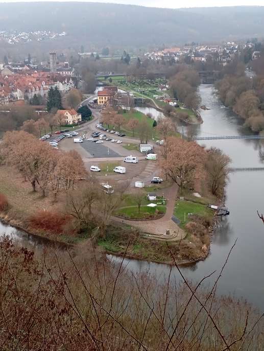 Einem Ort wurde ein Foto hinzugefügt