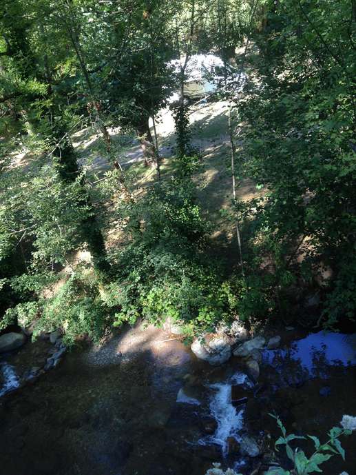 Een foto toegevoegd aan een locatie