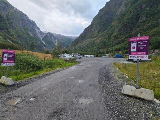 Een foto toegevoegd aan een locatie