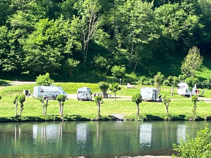 Aire de Camping-Car Village de Bonac-sur-Lez