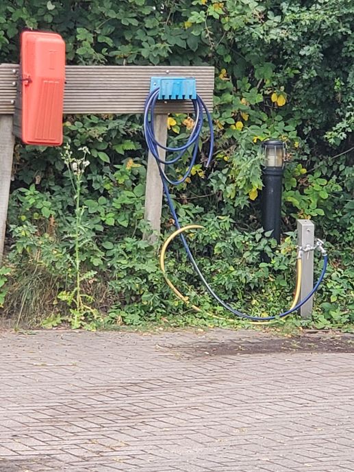 Einem Ort wurde ein Foto hinzugefügt