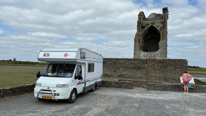Carrigafoyle Castle