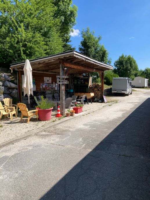 Een foto toegevoegd aan een locatie