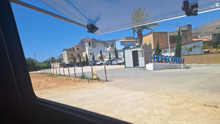 Public Parking Borgo Parrini