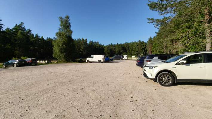 Parking The Kemeri National Park