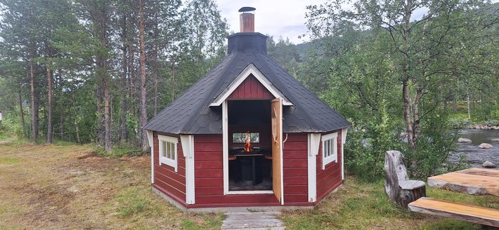 Holestol Apartment