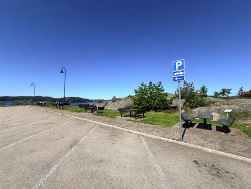 Added a photo to a location