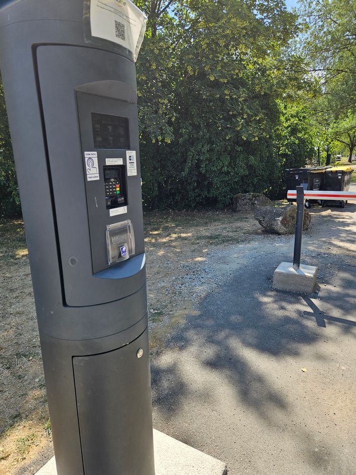 Aire de Camping-Car Lac du Madine