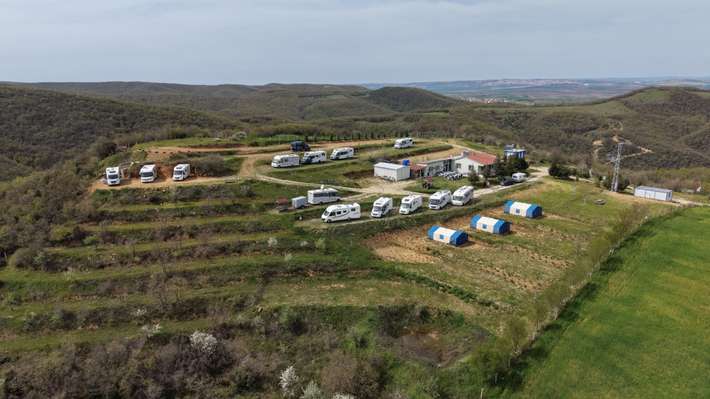Almalı Doğal Yaşam Çiftliği (Adoyaci Camping) 