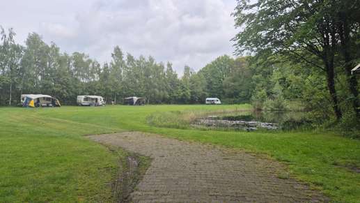 Einem Ort wurde ein Foto hinzugefügt