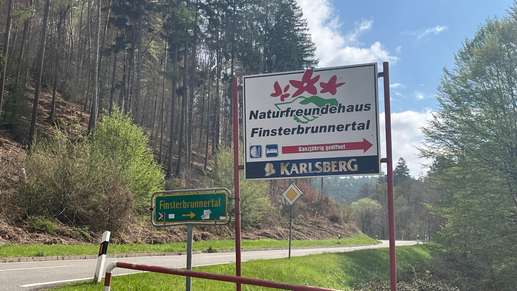 Einem Ort wurde ein Foto hinzugefügt