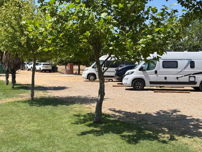 Área Autocaravanas Montamarta