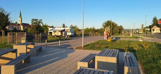 Einem Ort wurde ein Foto hinzugefügt