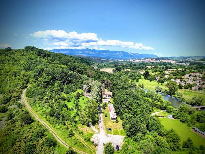Brusen Hill Camping and Bungalows