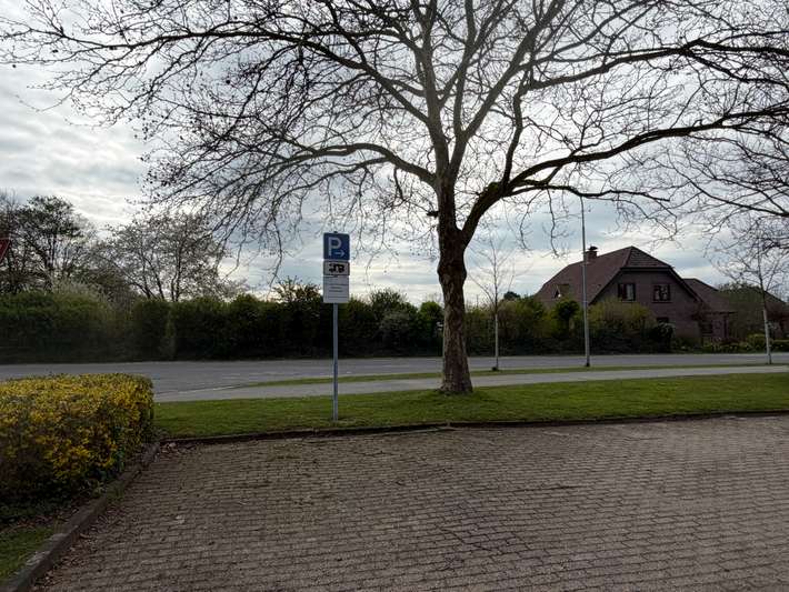Parkplatz Hülsparkstadion