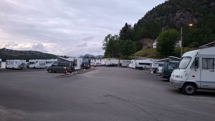 Asfalt Camp [Egenes Camping]