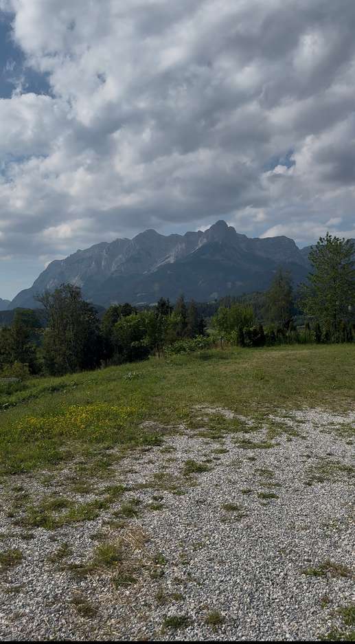 Einem Ort wurde ein Foto hinzugefügt
