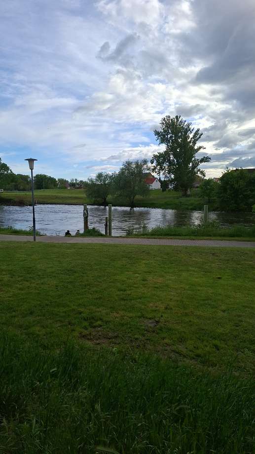 Einem Ort wurde ein Foto hinzugefügt