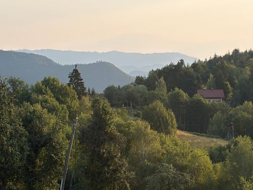 Einem Ort wurde ein Foto hinzugefügt