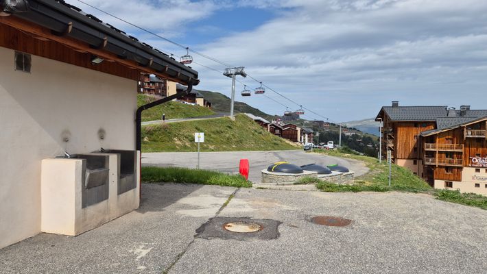 Aire de Camping-Car Plagne Villages