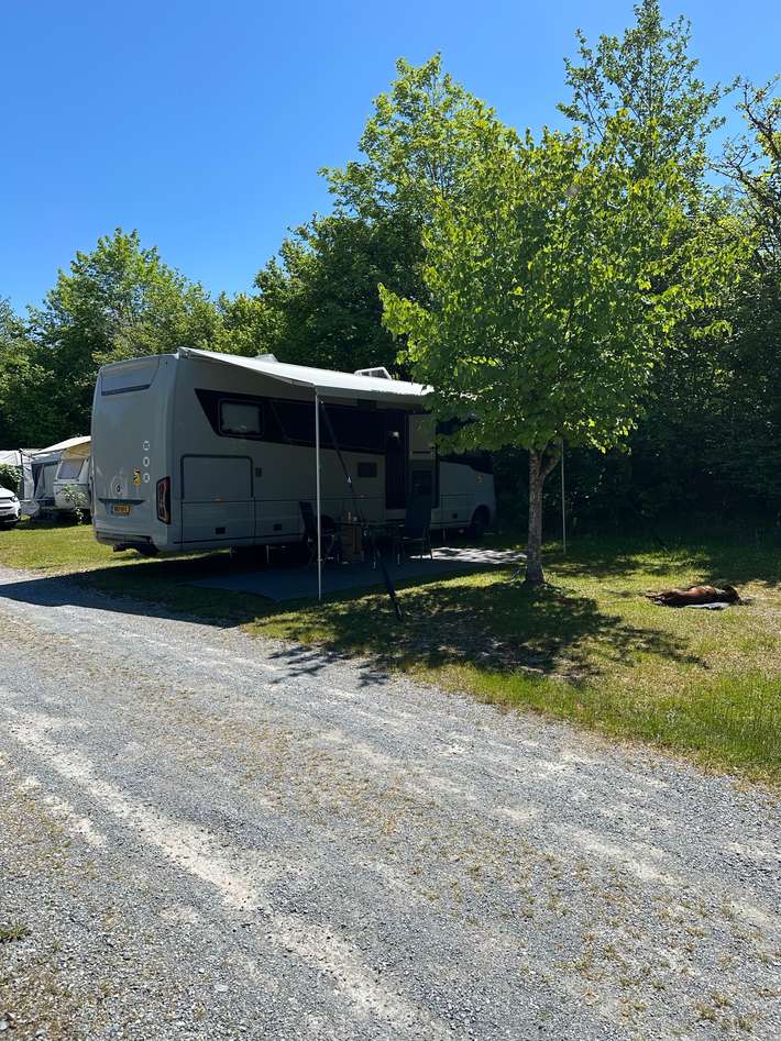 Strand Camping Süd- Hunde am See unerwünscht
