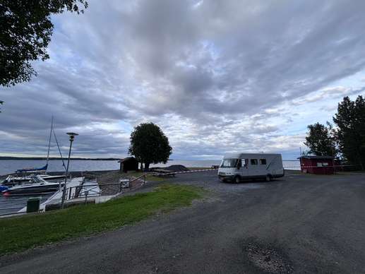 Added a photo to a location